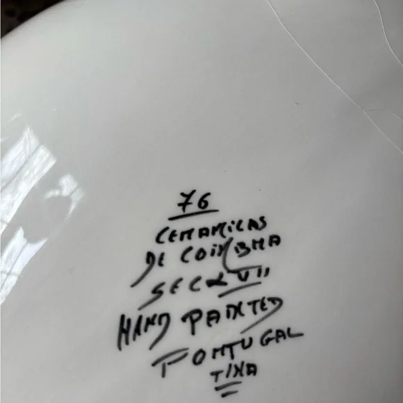 Ornate Hand painted Multicolor Ceramic Large Tureen - Picture 7 of 8